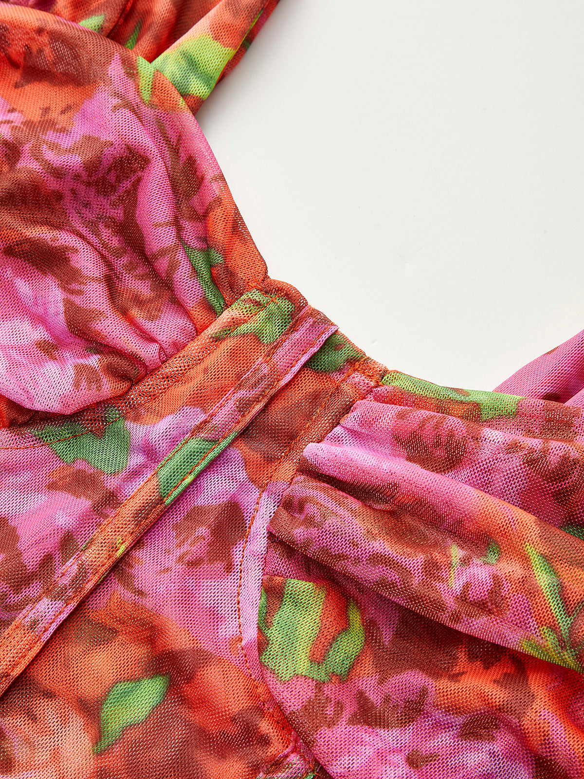 Corset en maille florale 