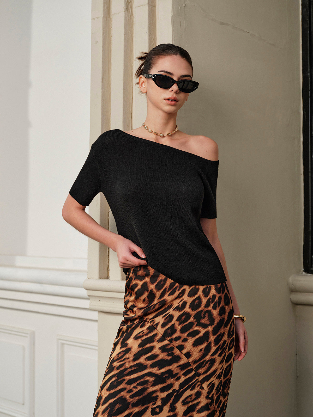 Off-Shoulder Short Sleeve Top