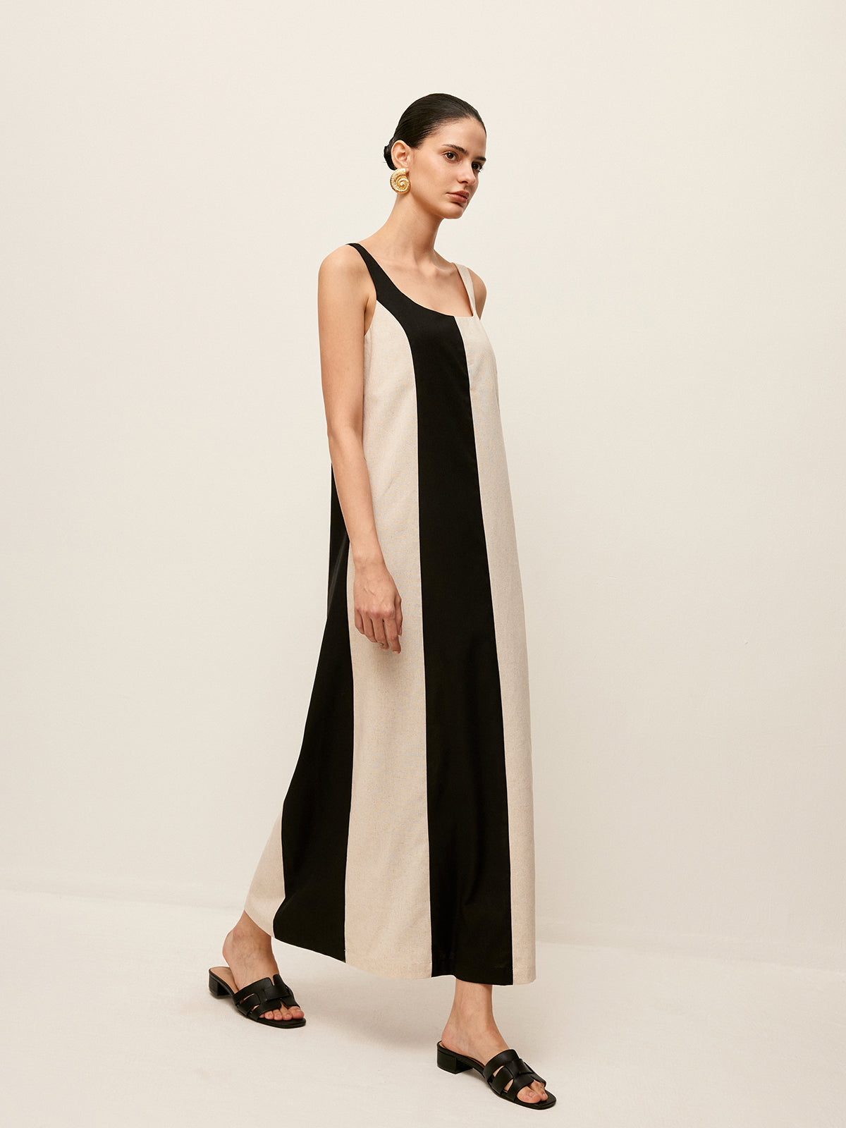 Robe sans manches rayée en coton et lin 