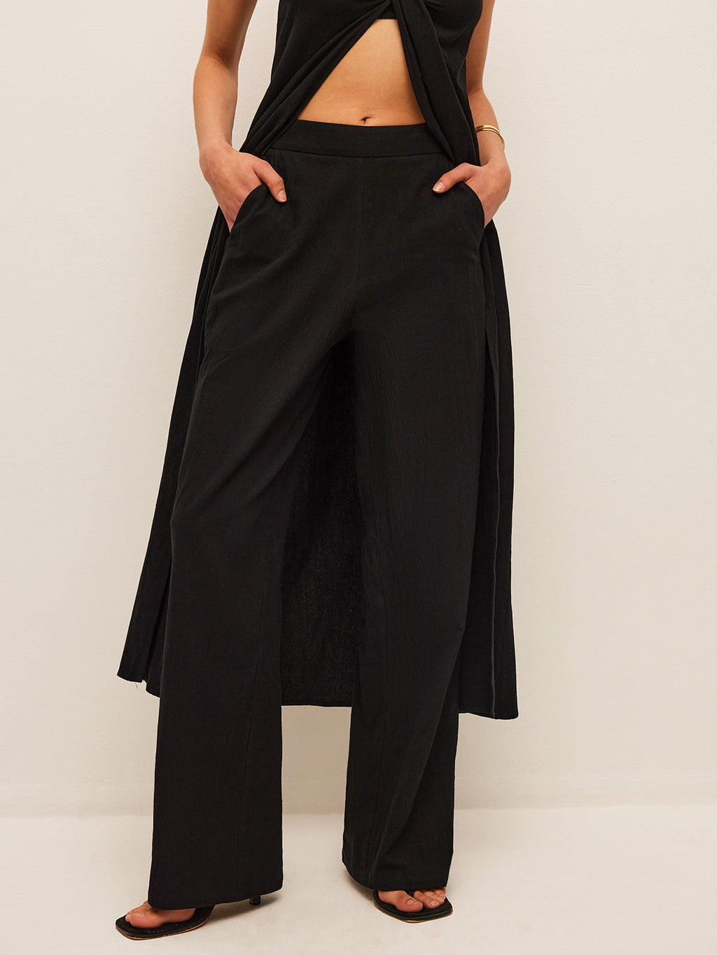 Set aus Baumwoll-Leinen-Top mit Bindedetail und Hose