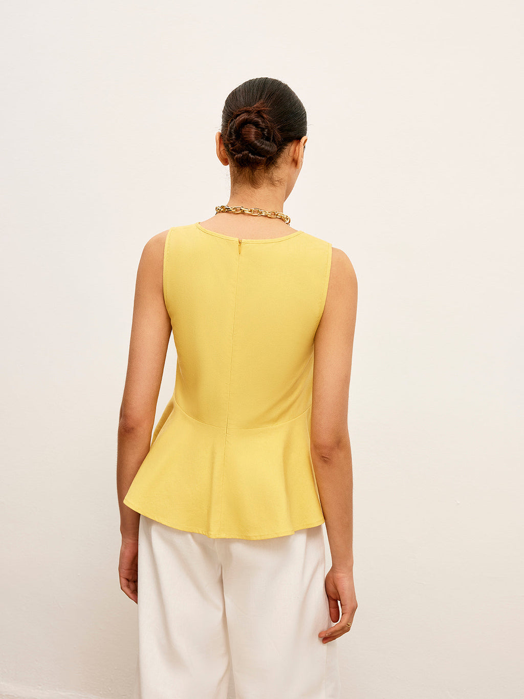 Haut péplum en coton et lin à col en V