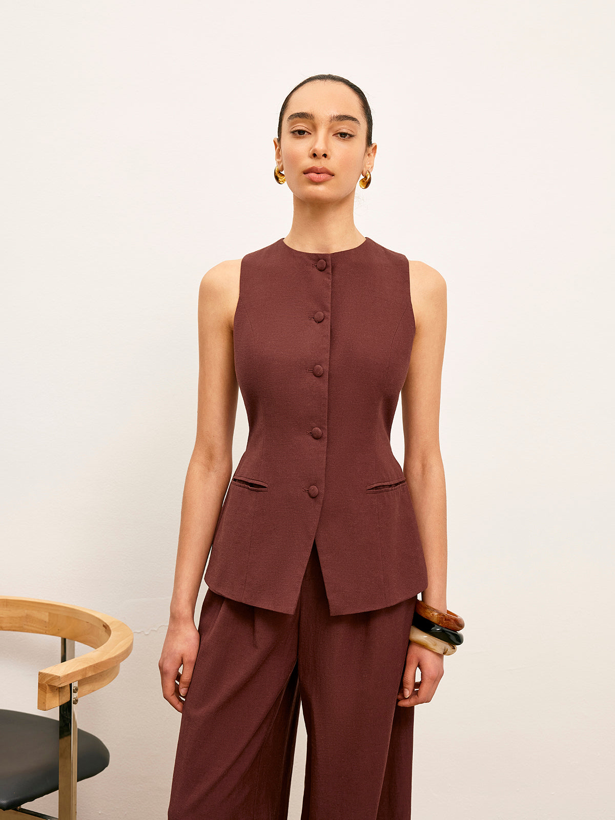 Button-Up Vest With Pocket Detail