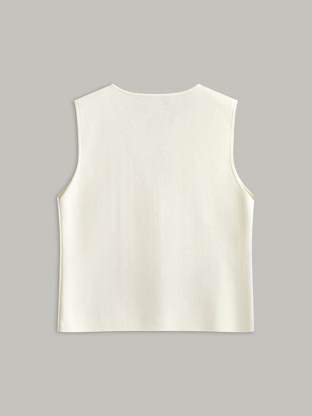 Ärmelloses Top mit Muschelknöpfen