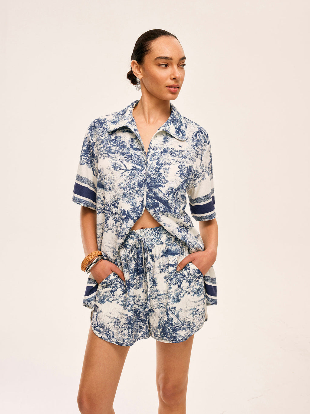 Ensemble short imprimé à bordure contrastée