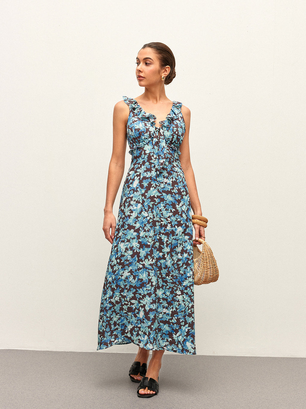 Robe florale à col en V avec bordure en laitue et fermeture éclair