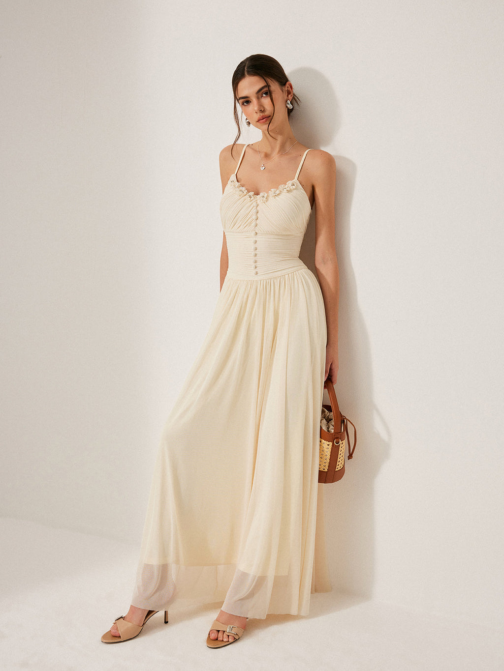 Kleid mit Knopfleiste und Netzeinsätzen