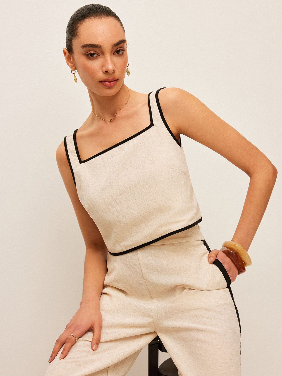 Débardeur à col carré en coton et lin avec bordure contrastée