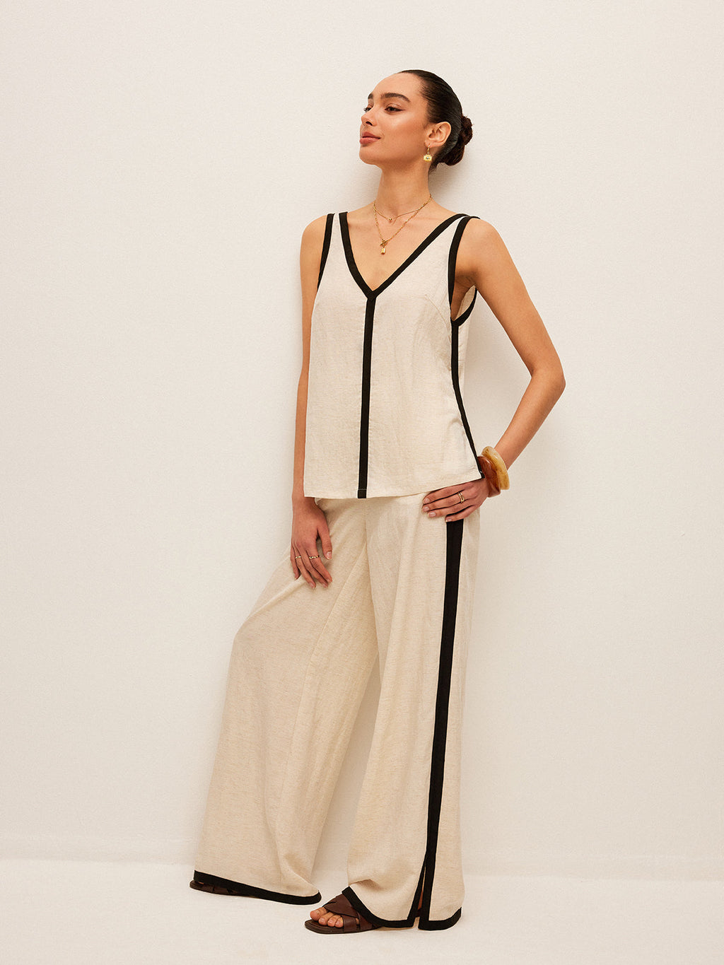 Ensemble de pantalon col V avec garniture contrastante en coton et lin