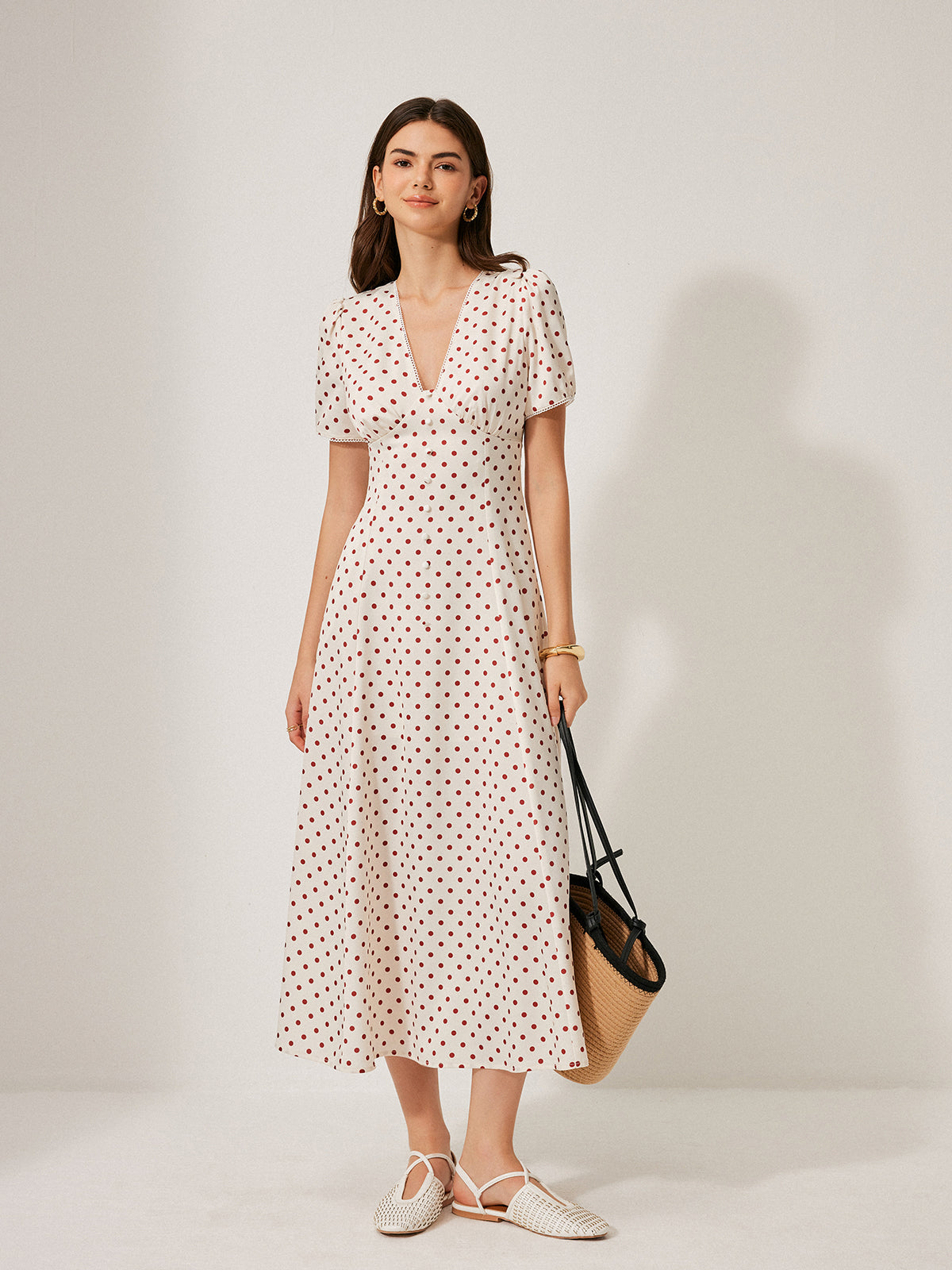 Robe à manches bouffantes à pois
