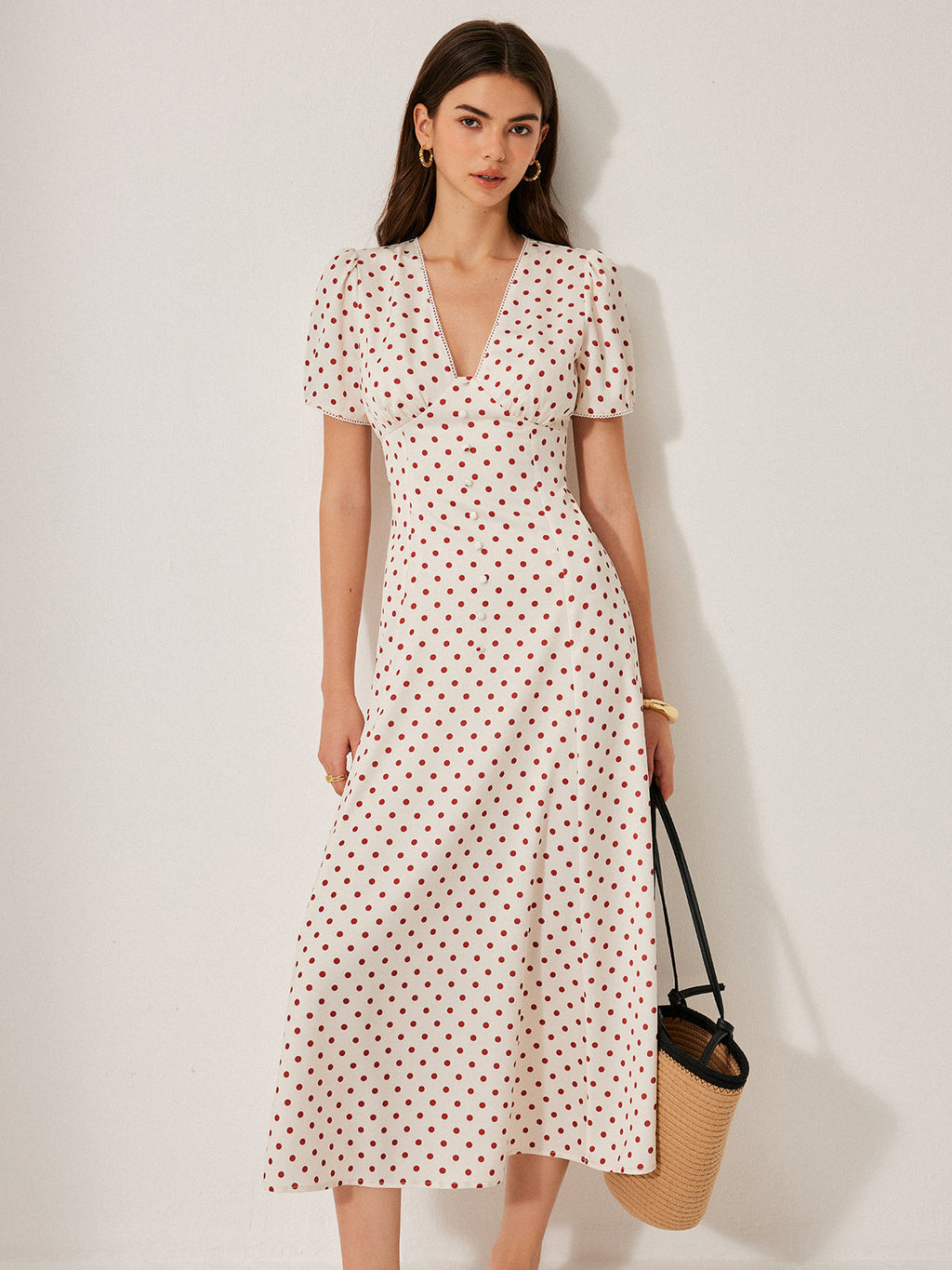 Robe à manches bouffantes à pois