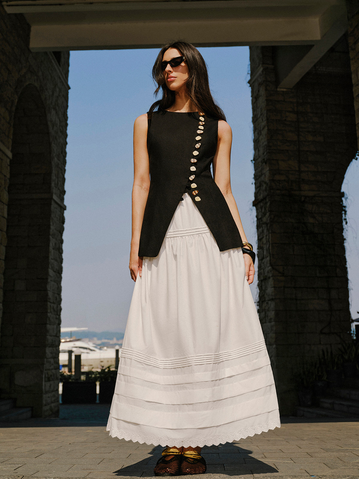 Linen Blend Button-Detail Vest