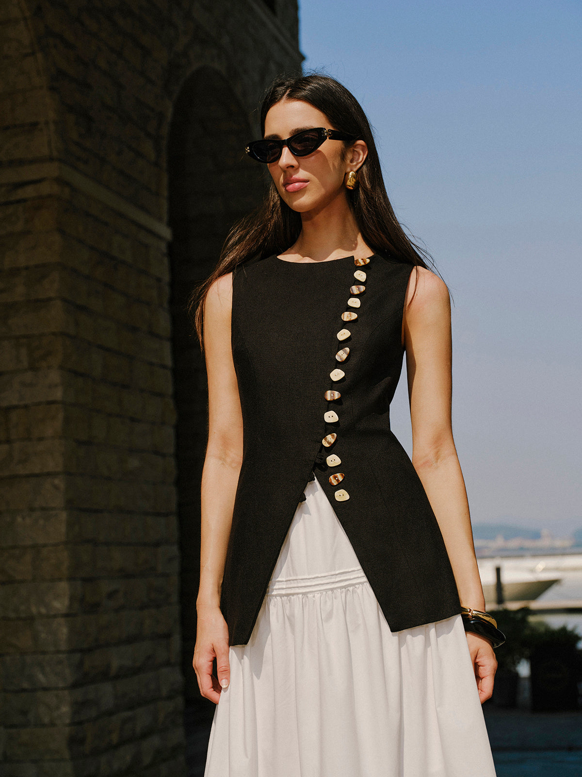 Linen Blend Button-Detail Vest