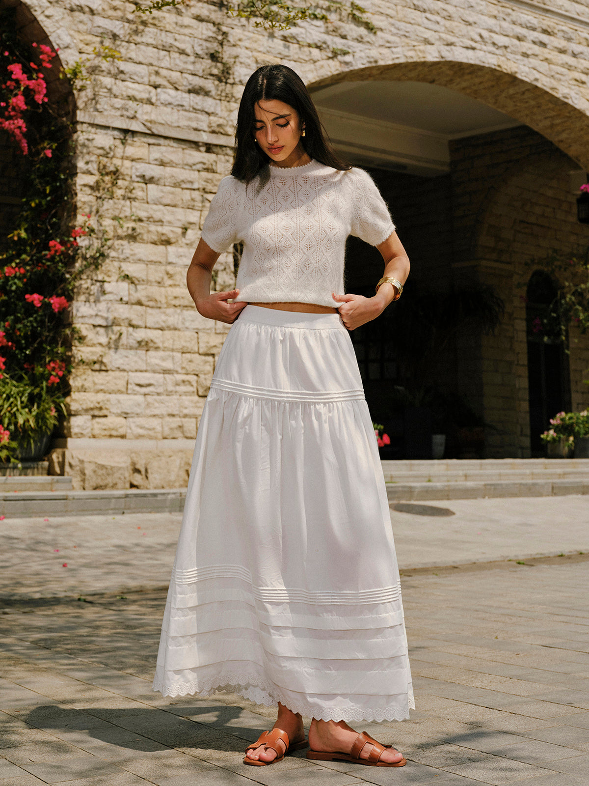 Stufenrock mit geschwungenem Saum 