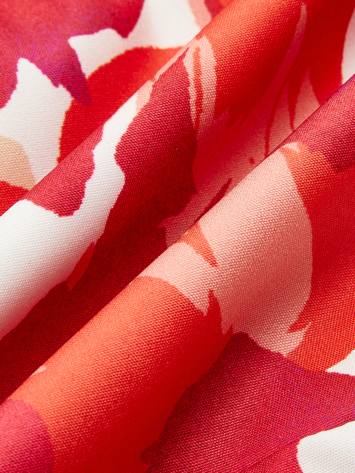 Robe fleurie à épaules dénudées et smocks 