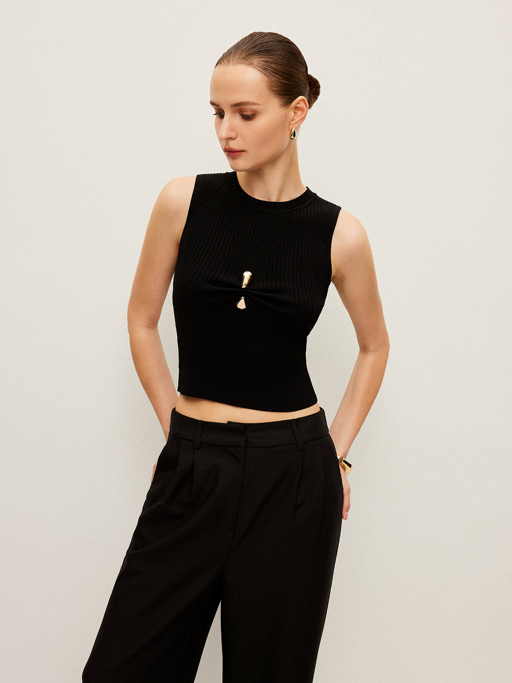 Ribbed Knit Vest With Metal Detail