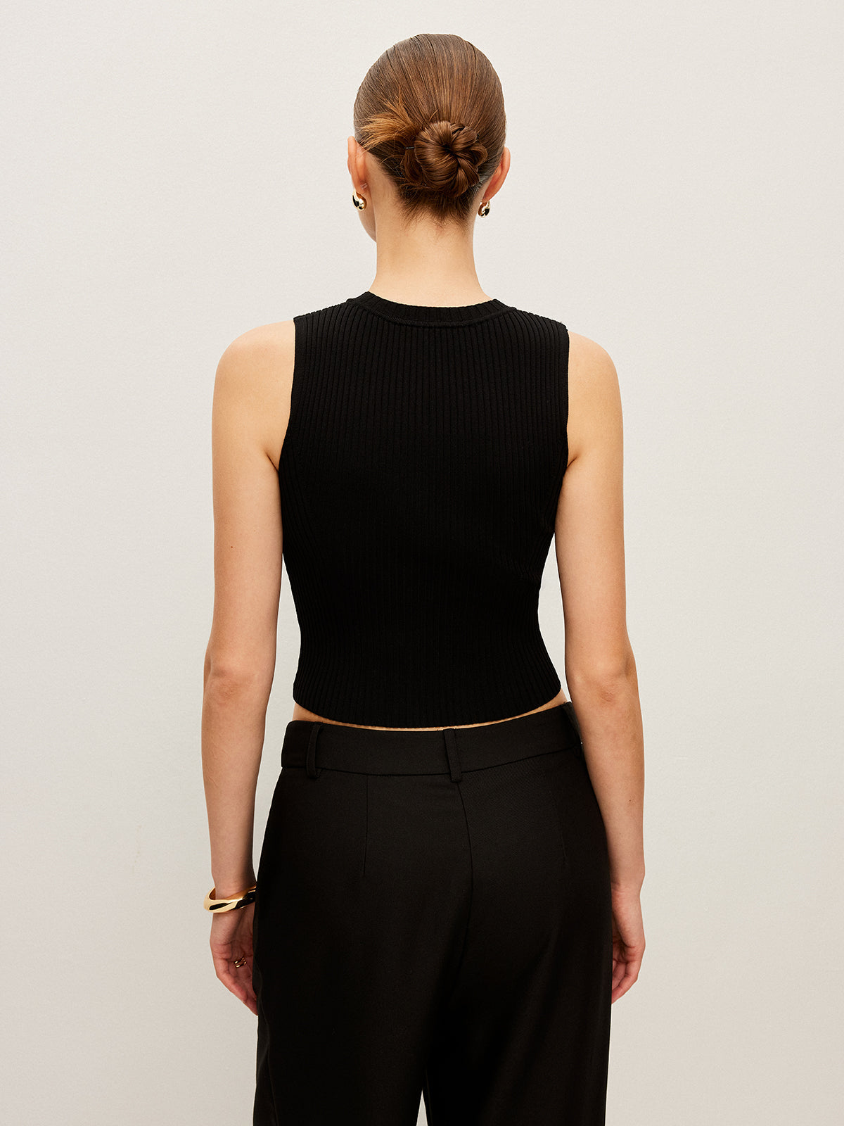 Ribbed Knit Vest With Metal Detail