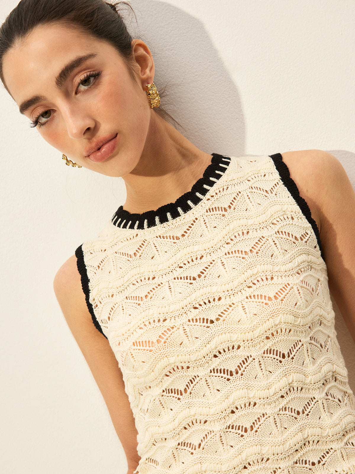 Crochet Contrast Trim Sweater Vest