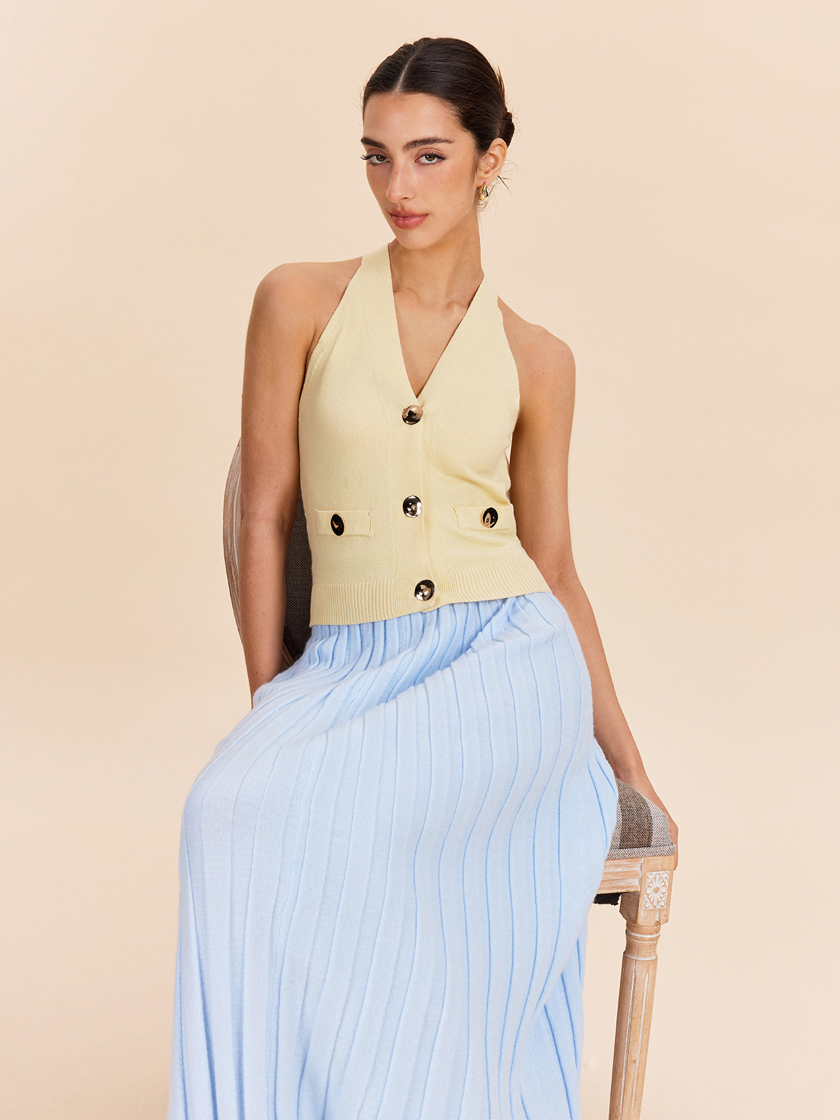 Halter Neck Ribbed Knit Vest With Decor Pockets