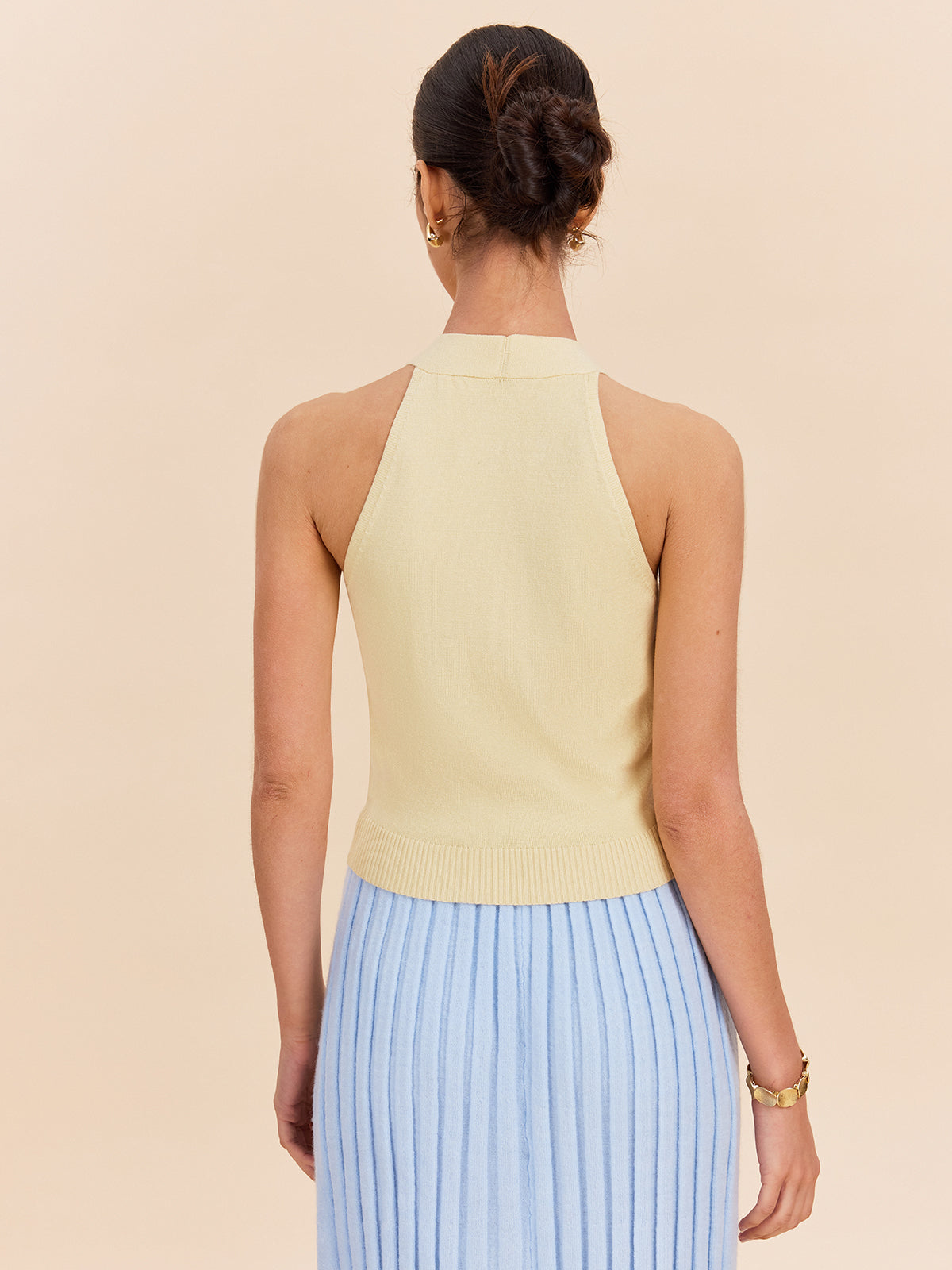 Halter Neck Ribbed Knit Vest With Decor Pockets