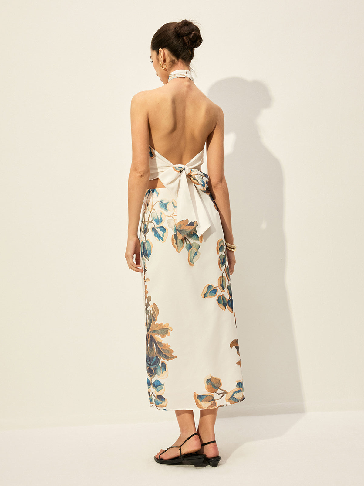 Ensemble haut dos nu à imprimé floral et jupe 