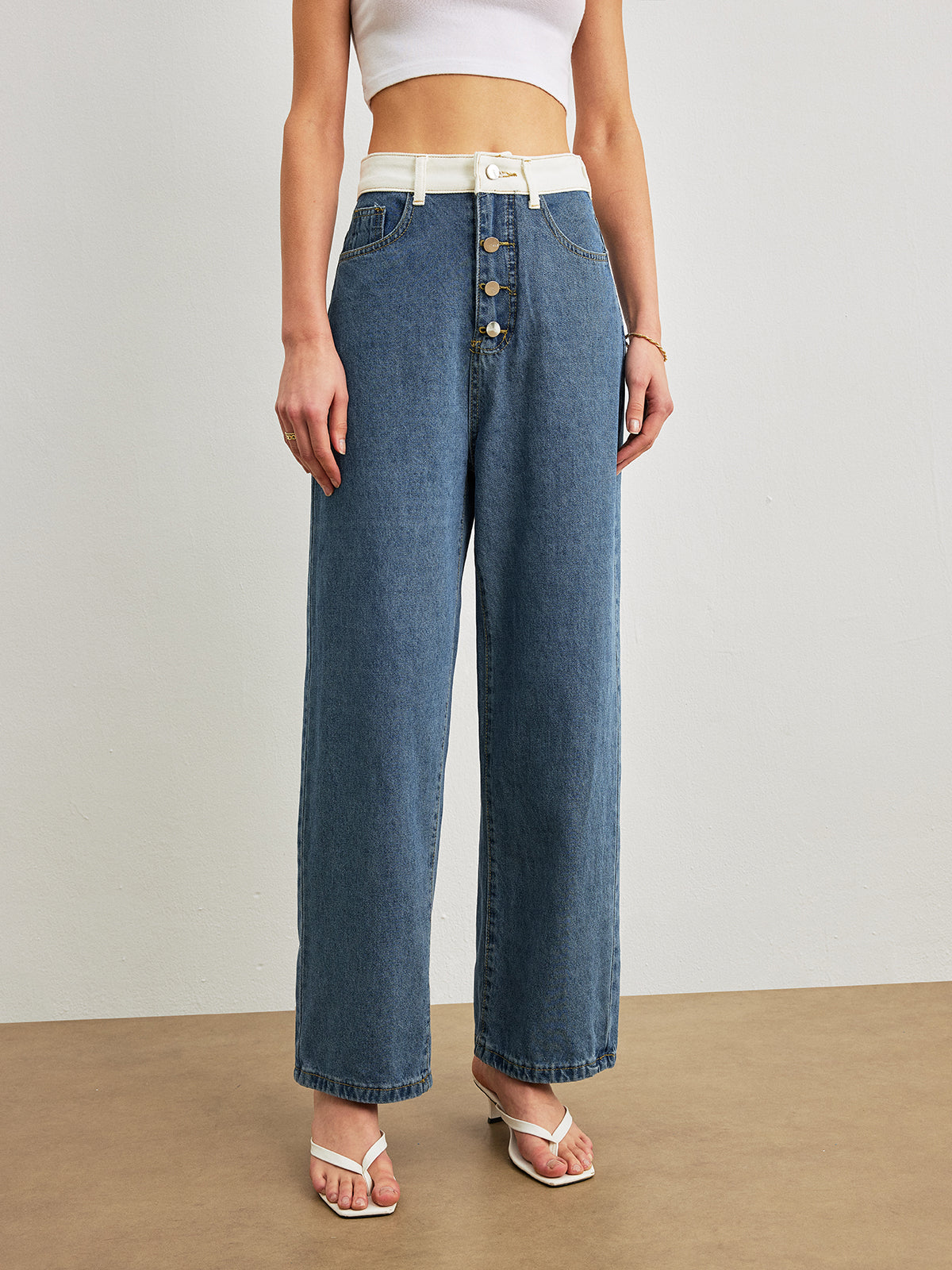 Jean en denim à taille mi-haute avec bordure contrastée 