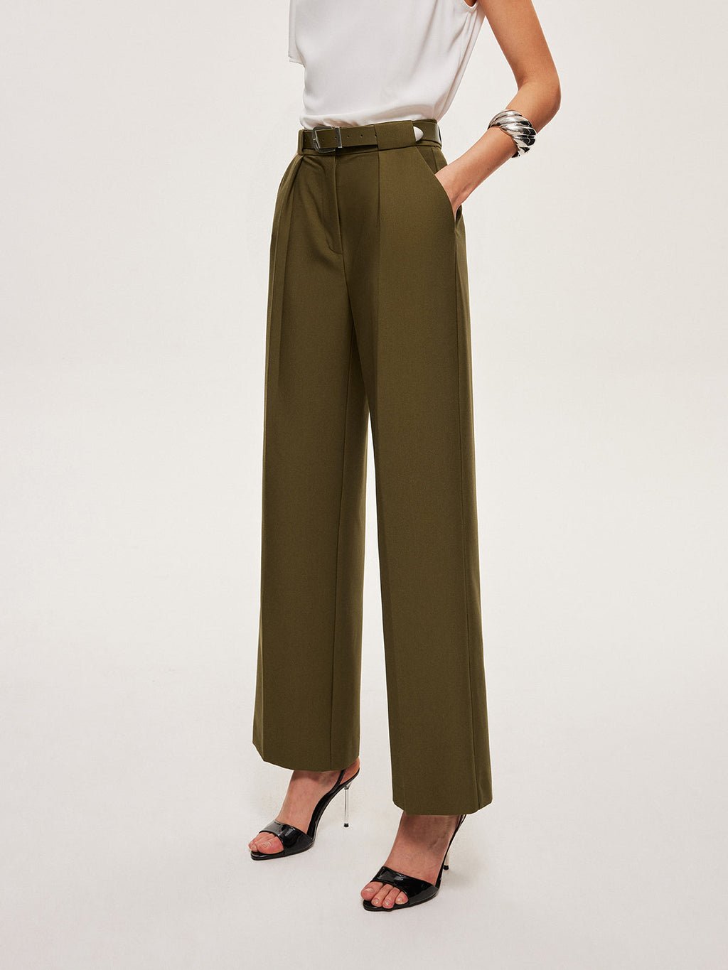 Pantalon droit ceinturé taille mi-haute