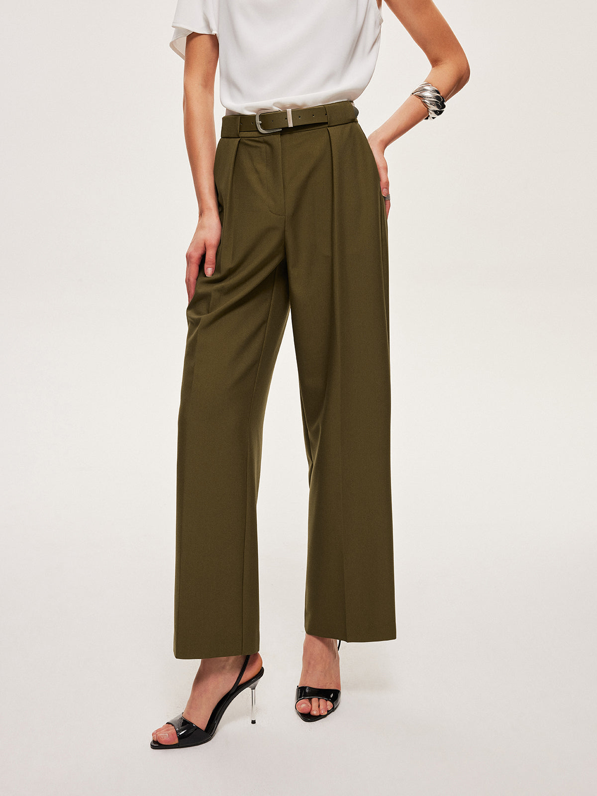 Pantalon droit ceinturé taille mi-haute