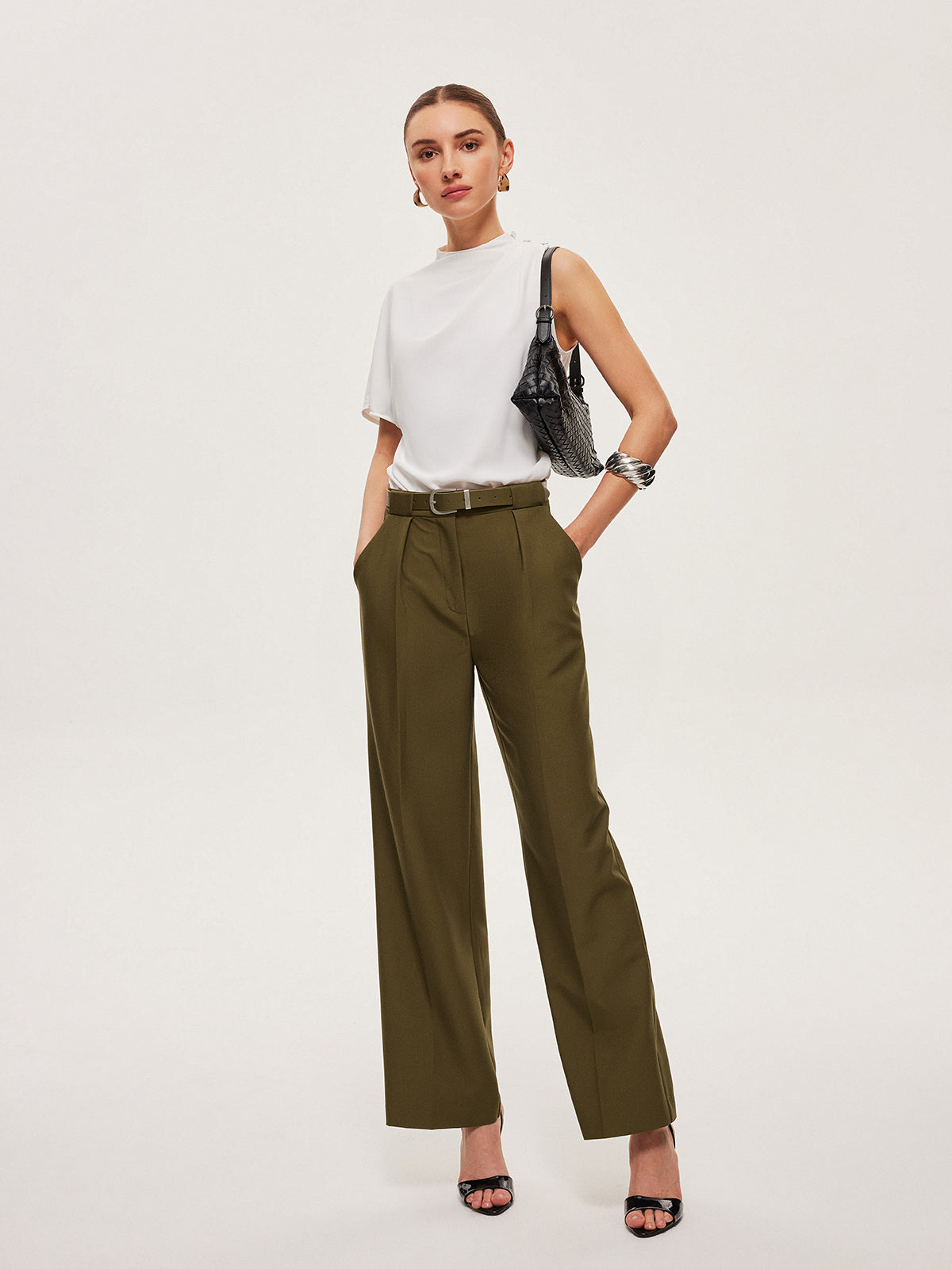 Pantalon droit ceinturé taille mi-haute