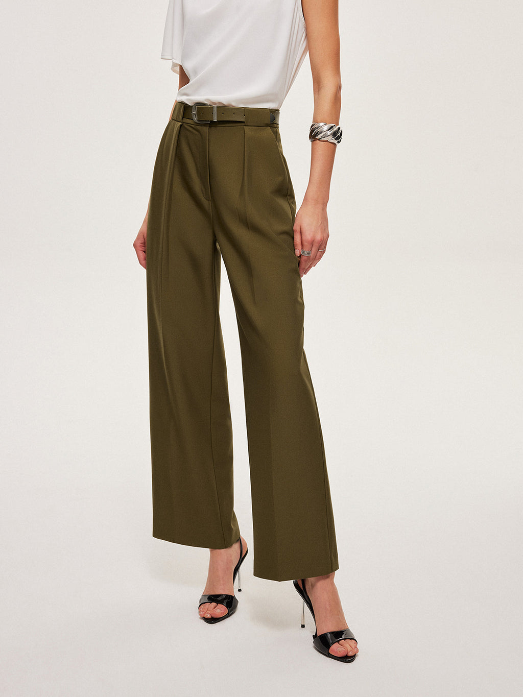 Pantalon droit ceinturé taille mi-haute