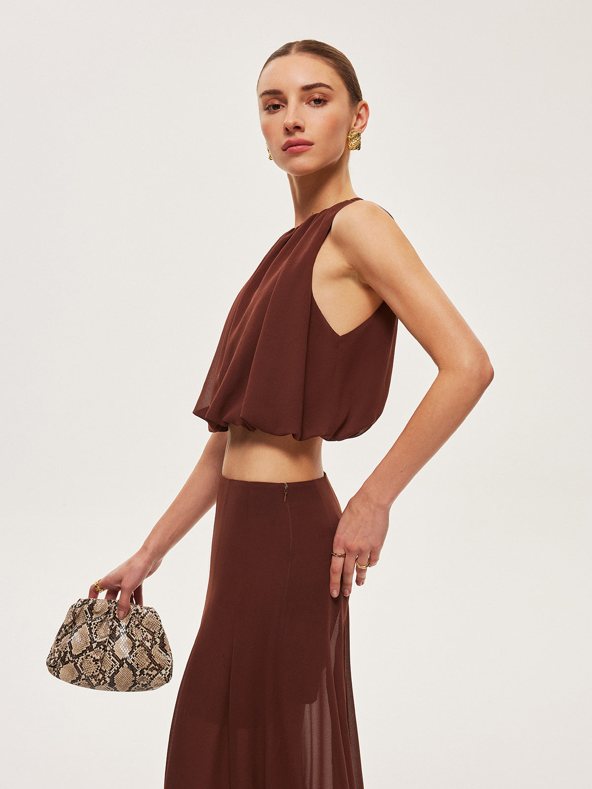 Haut court sans manches en mousseline 