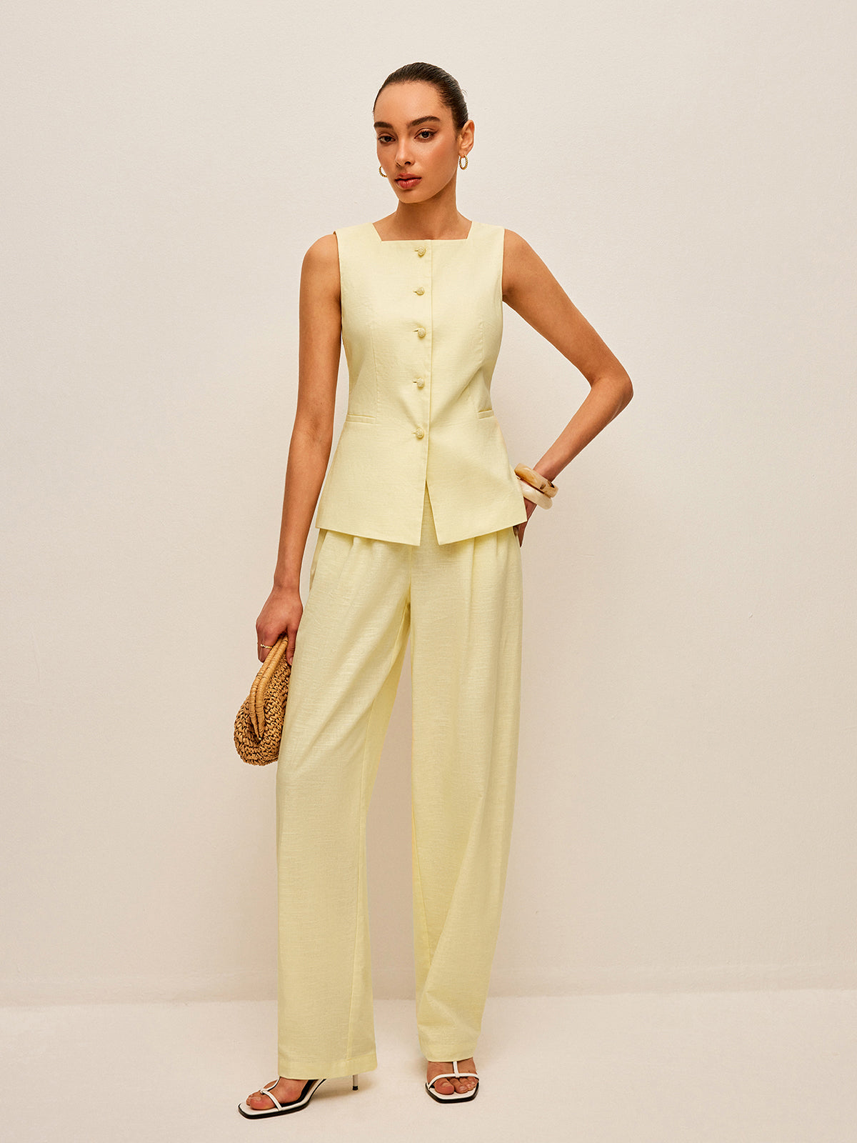 Ensemble gilet et pantalon en coton et lin avec poches et liens dans le dos 