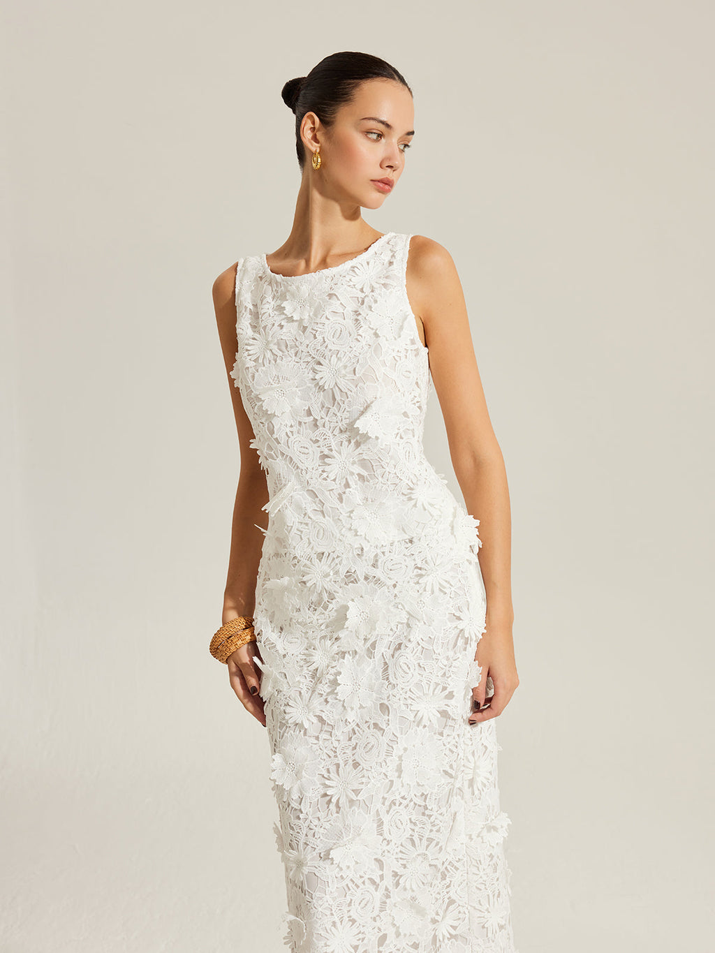 Floral Embroidered Sleeveless Lace Top