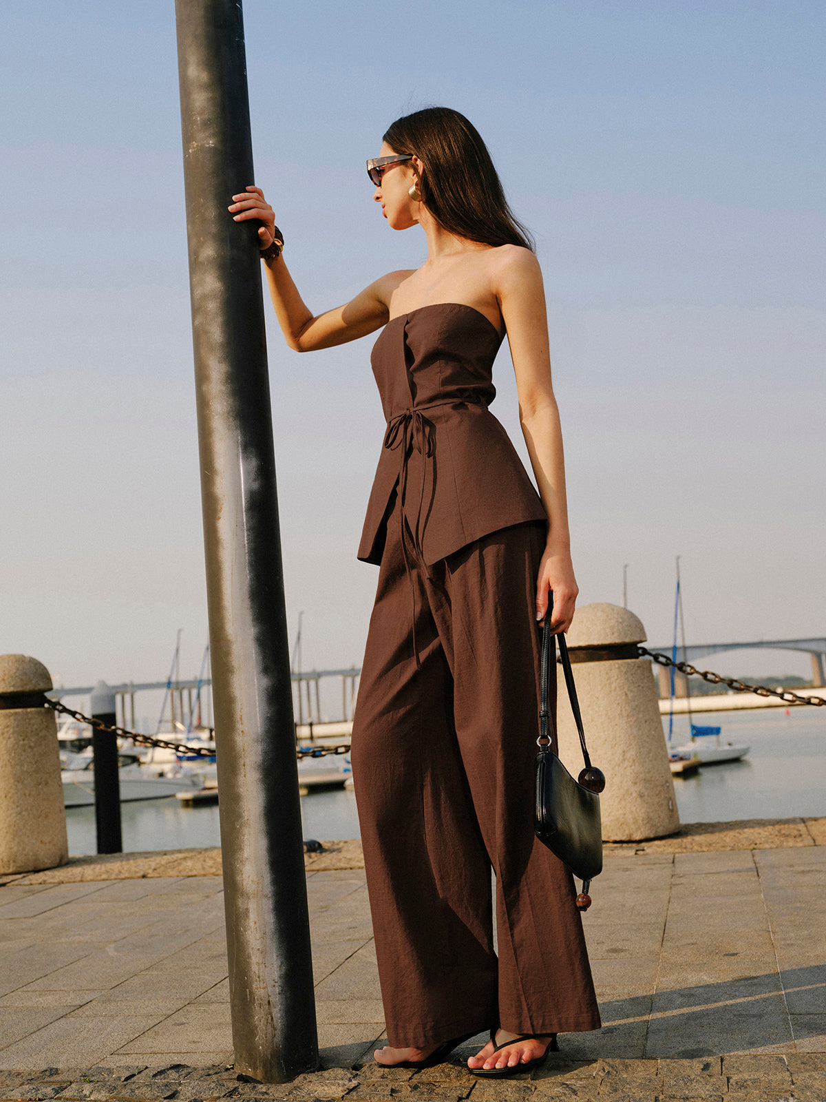 Haut péplum sans bretelles en coton et lin avec lien 