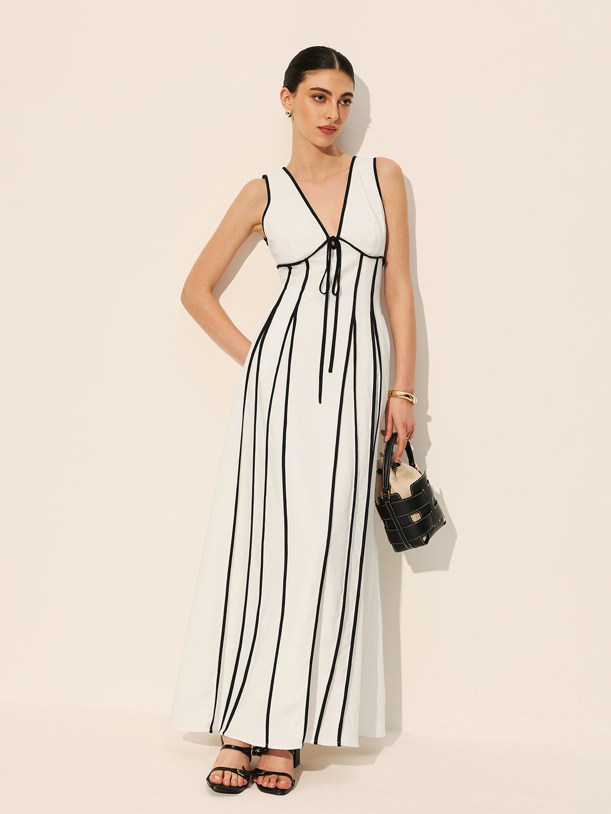 Robe à empiècements contrastants avec poches