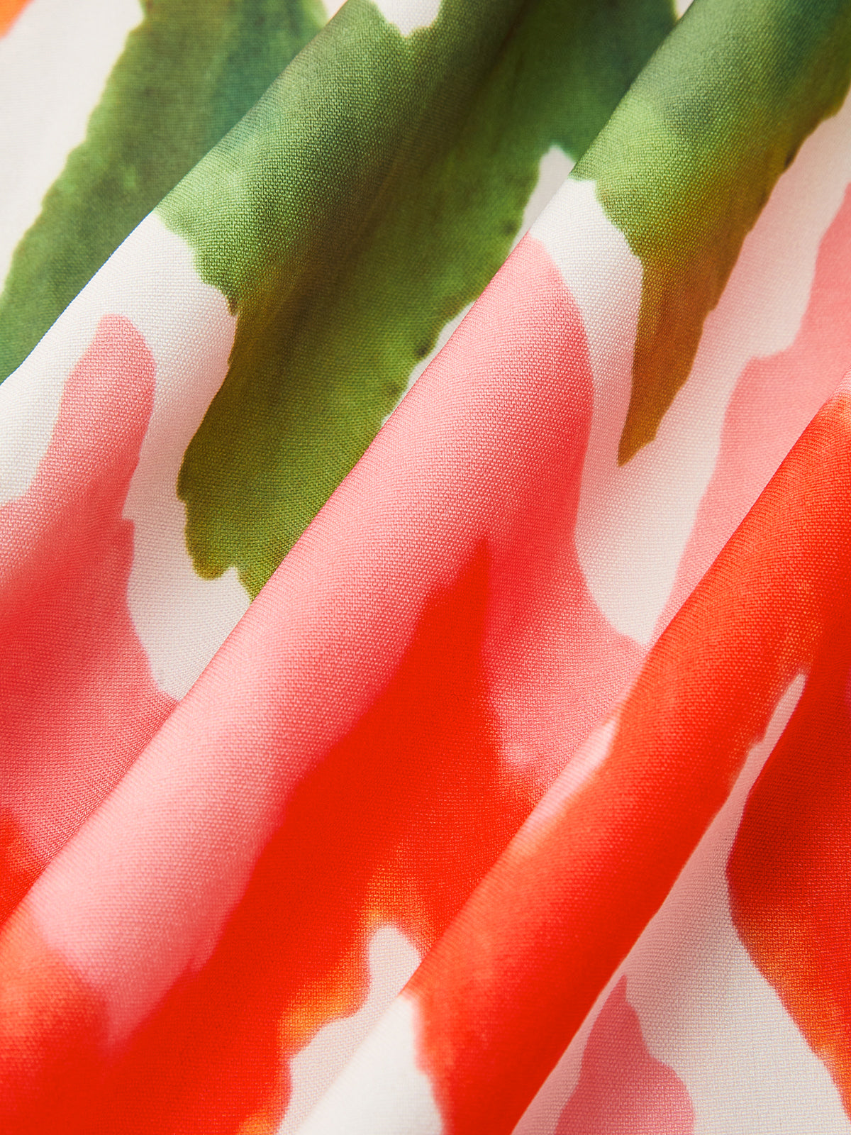 Robe dos nu froncée à imprimé zigzag