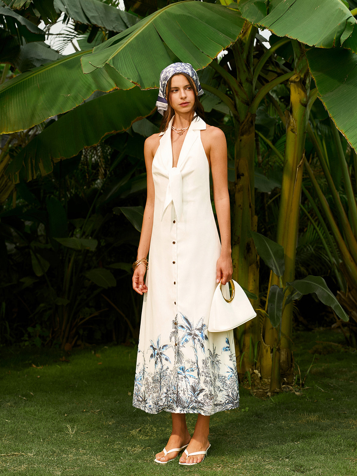 Robe bohème dos nu à nouer sur le devant