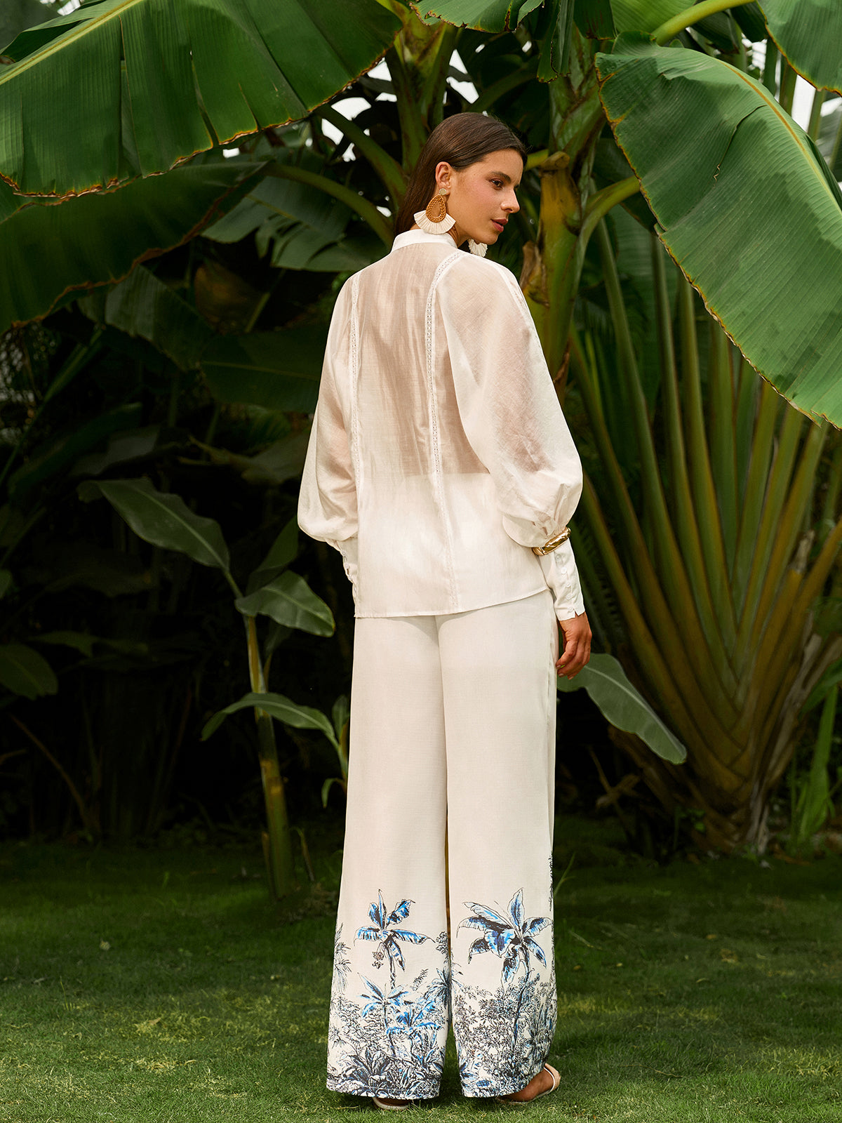 Chemisier transparent à manches bouffantes 