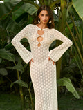 Semi-transparentes Strickkleid mit Cut-Outs