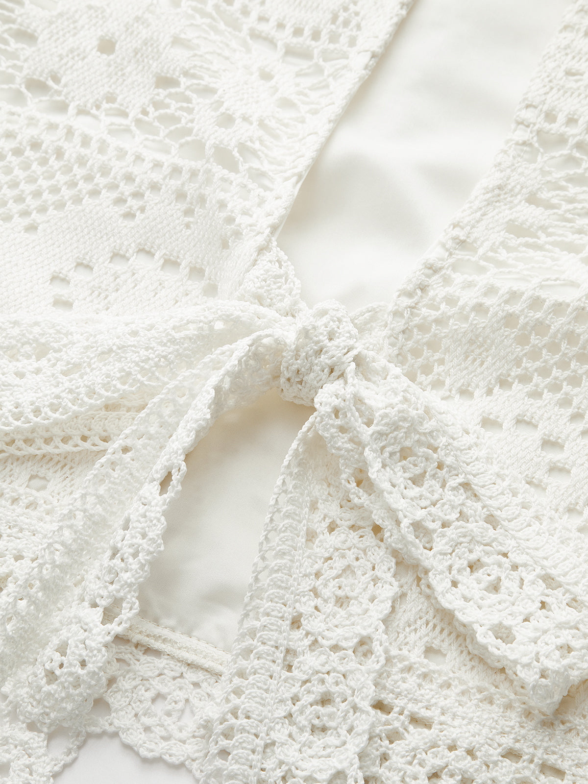 Ensemble jupe semi-transparente avec liens à nouer en crochet