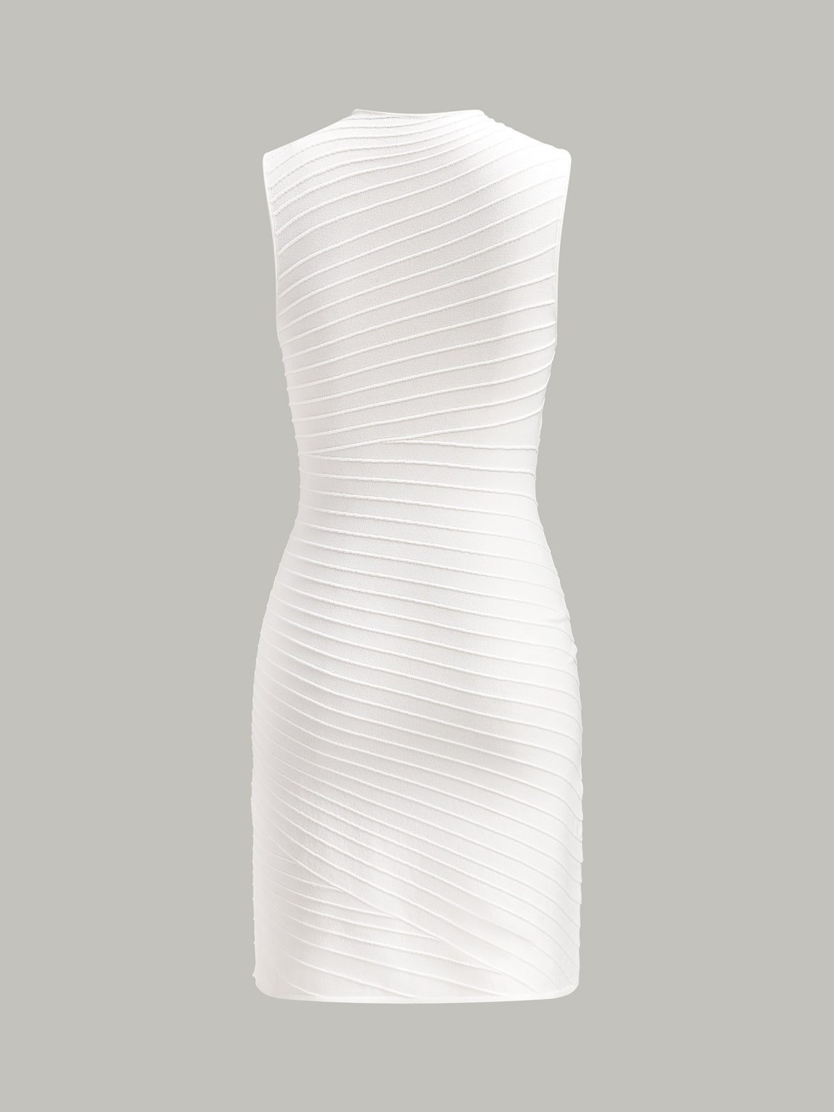 Strickkleid mit Kettenausschnitt