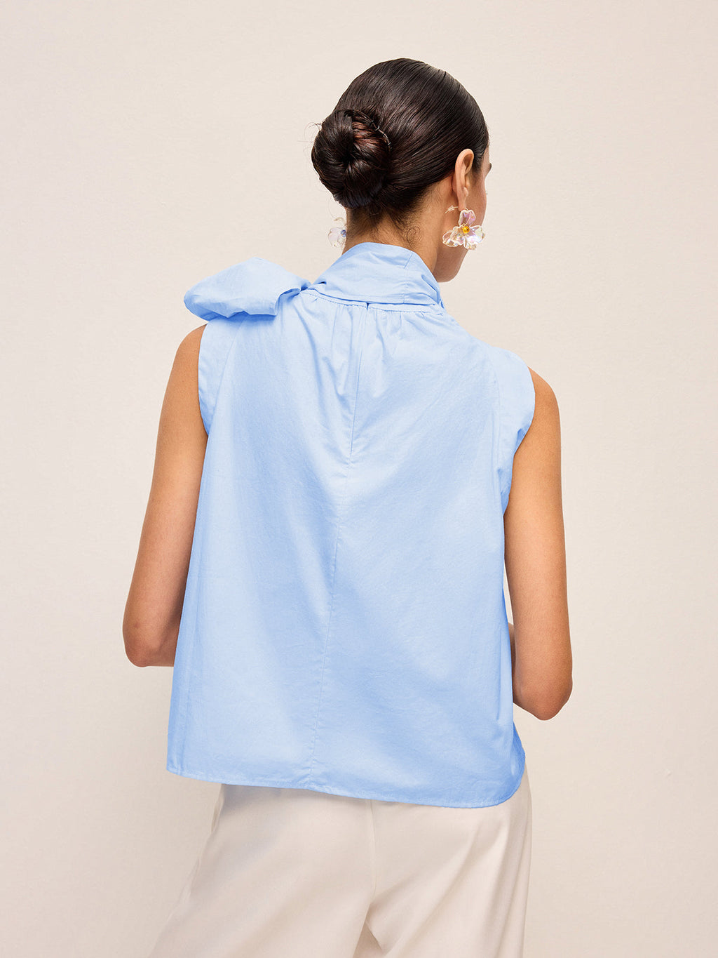 Haut sans manches à nœud lavallière oversize