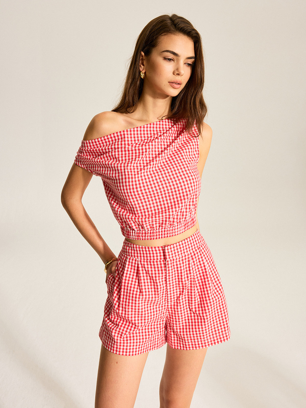 Ensemble haut asymétrique et short en vichy