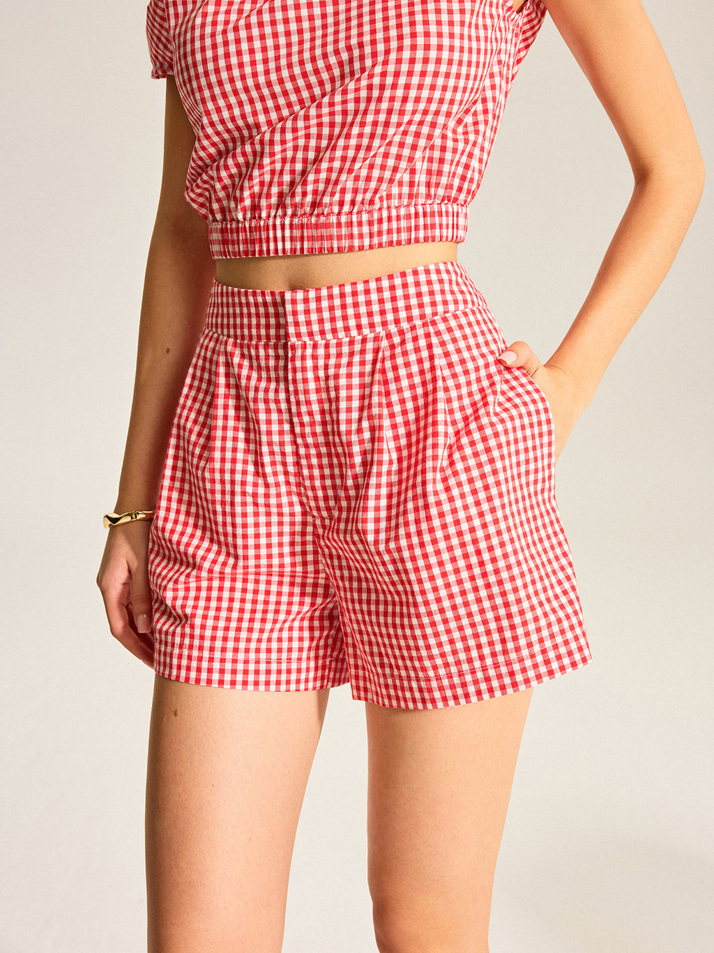 Ensemble haut asymétrique et short en vichy