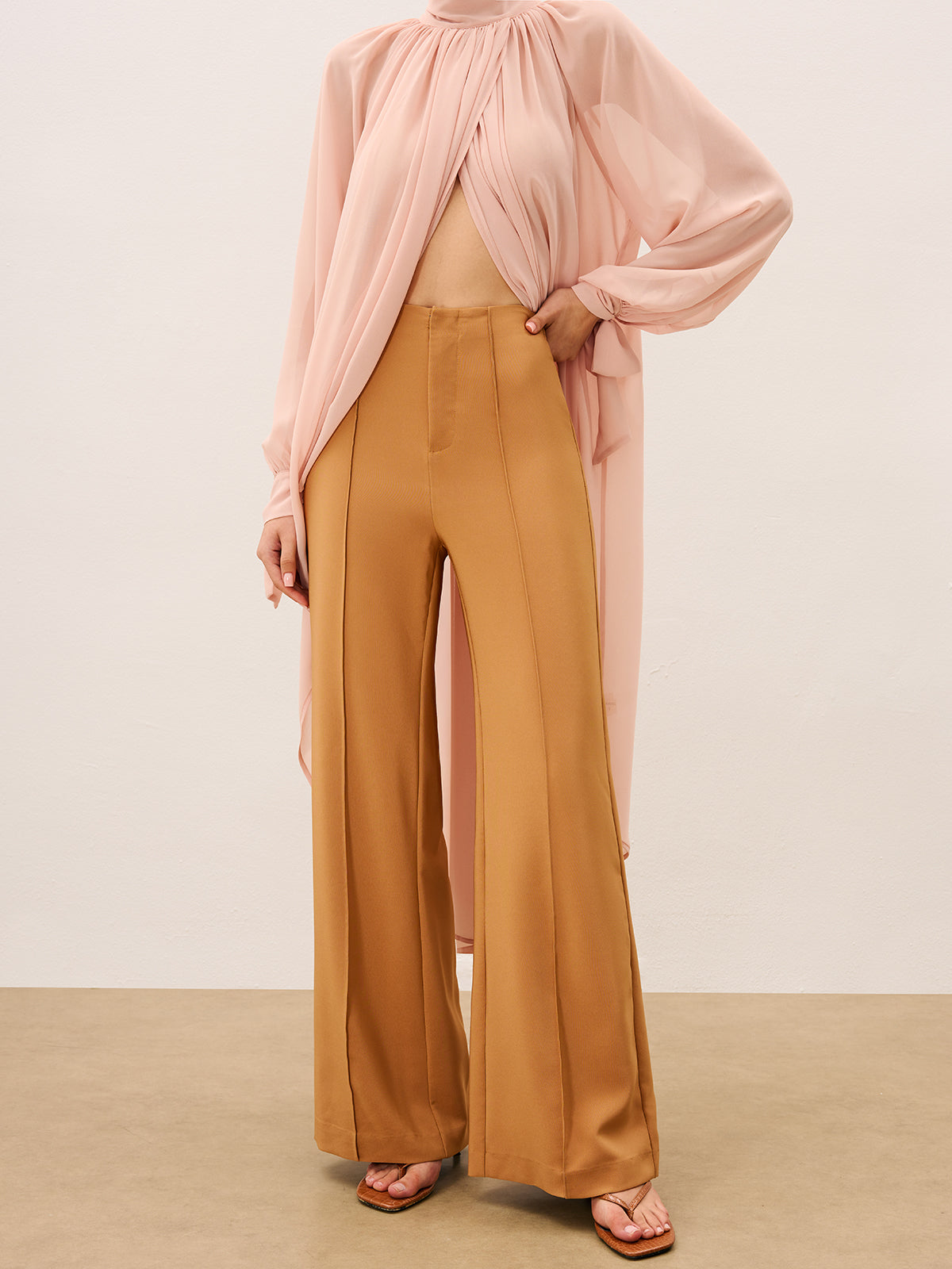 Trimmed Mid-Rise Wide-Leg Pants