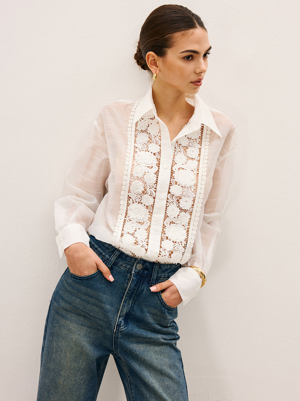 Transparente Bluse mit Spitzendetails