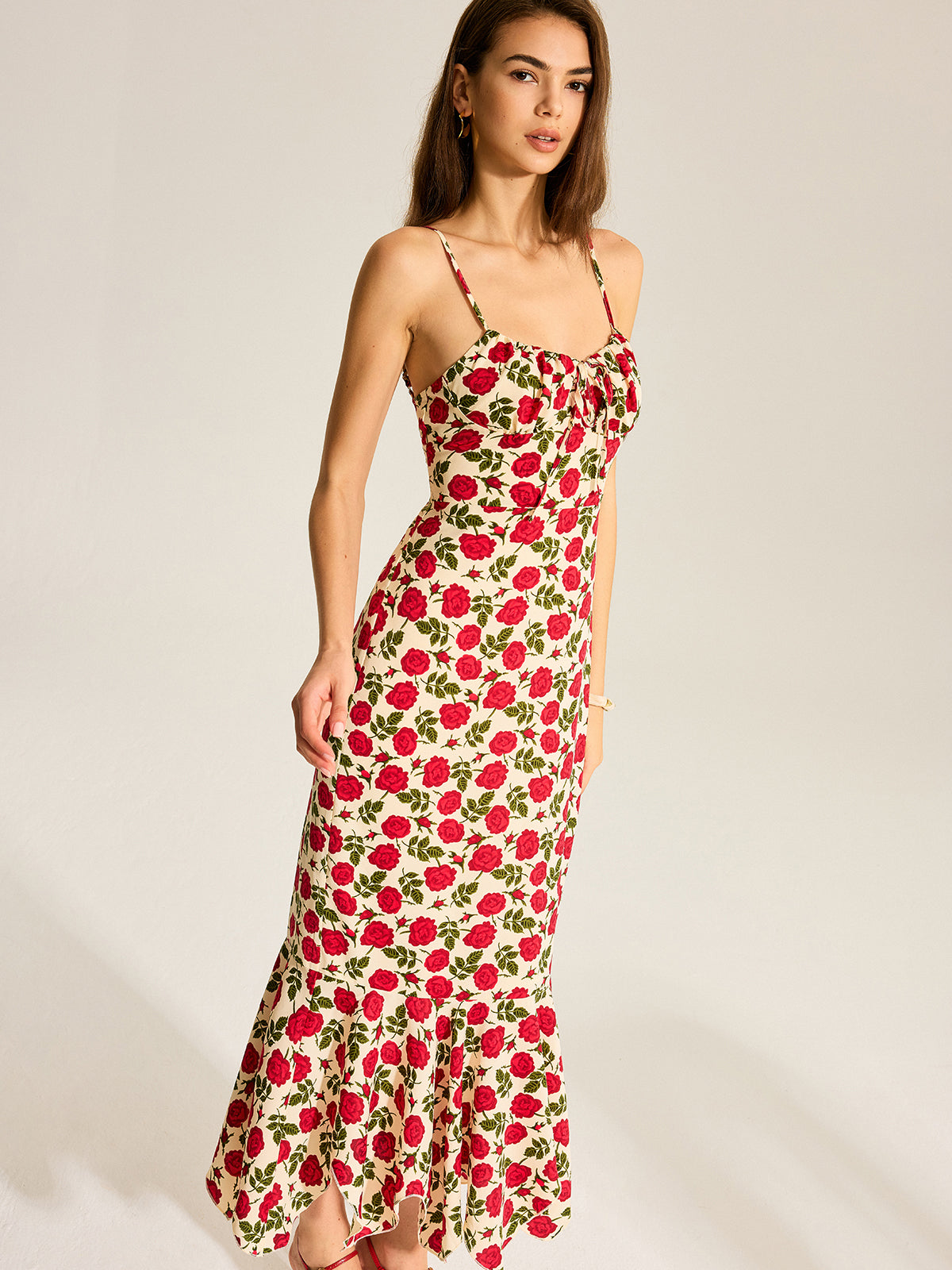 Robe longue à imprimé floral et ourlet à volants 