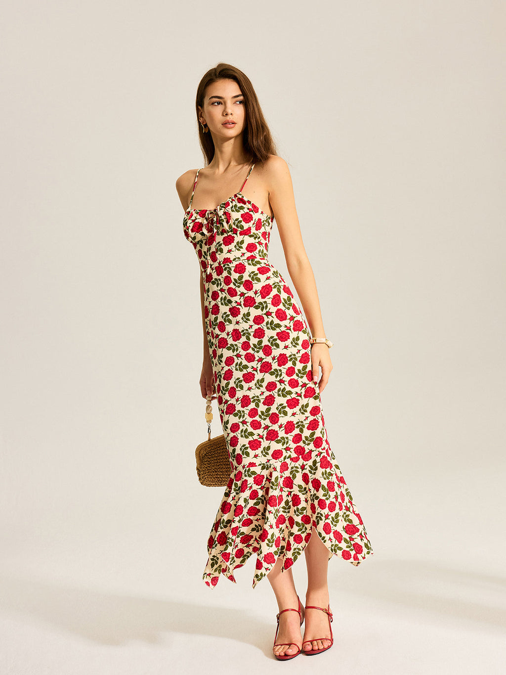 Maxikleid mit Blumenmuster und Rüschensaum