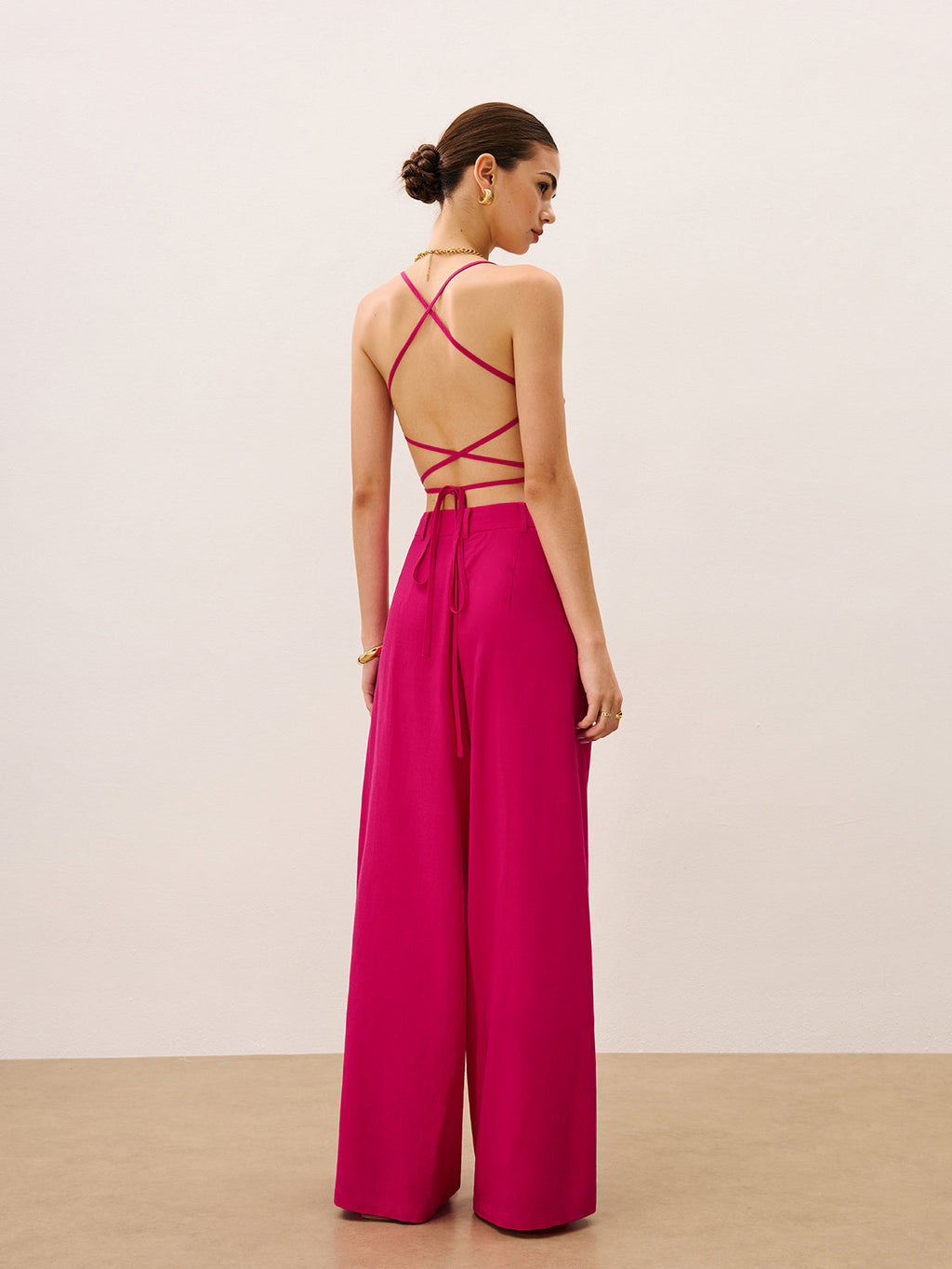 Neckholder-Top und weite Hose Set