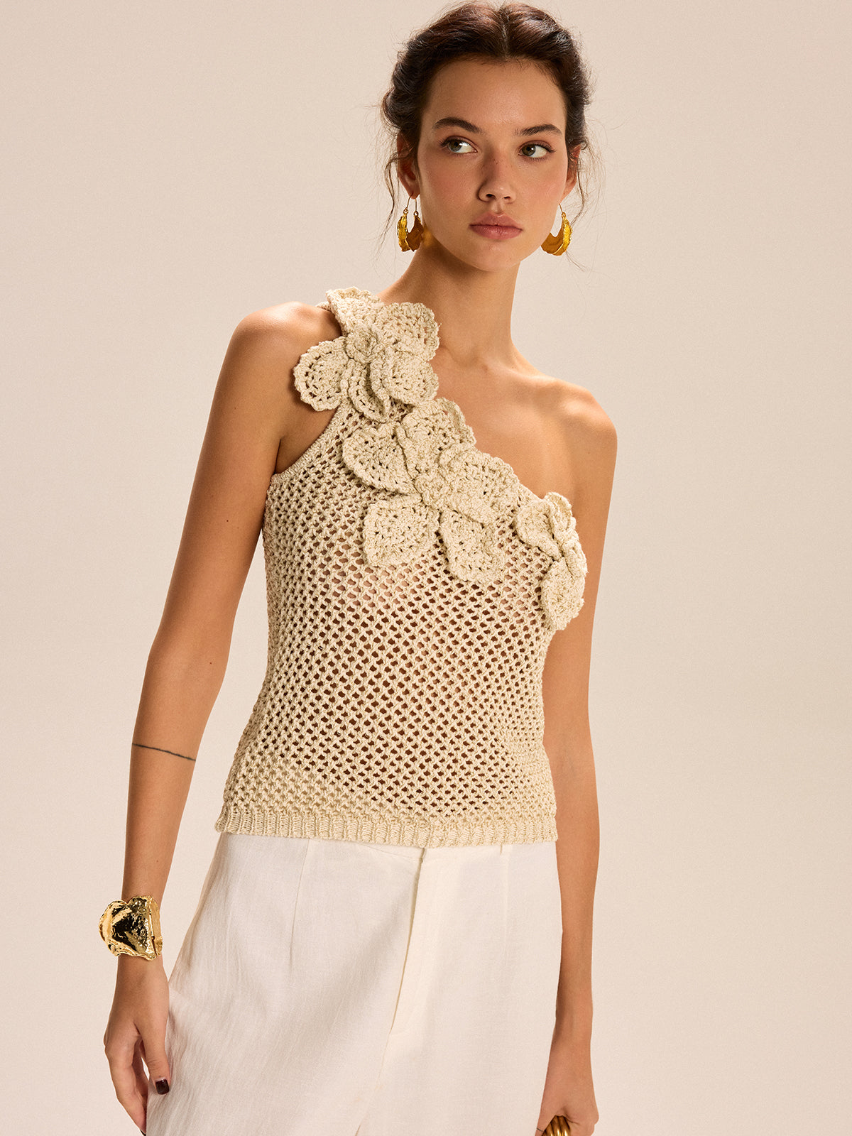 One-Shoulder Floral Crochet Knit Top