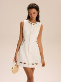 Mini-robe brodée à motif floral